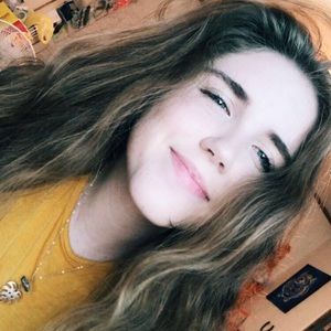 Meet your Posher, Abigail